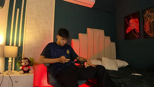 AlessandroDybala online show from 20, 3, 2025