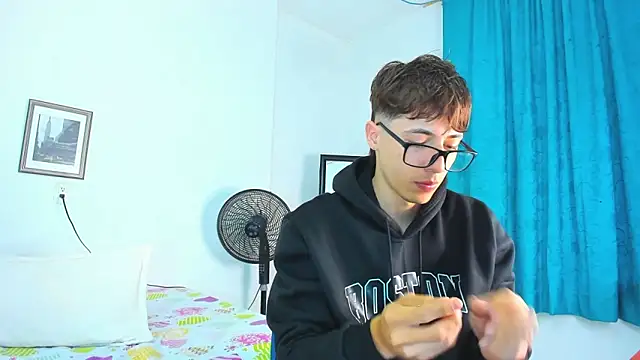 AlessandroDybala online show from 15, 4, 2026