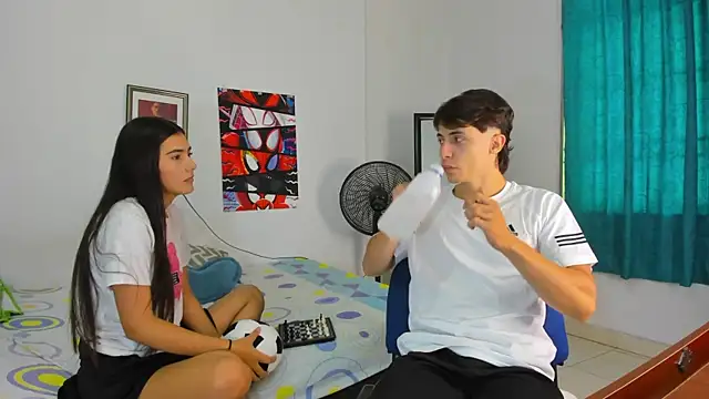 Snapshot of AlessandroDybala chatting on 7, 7, 2026 AlessandroDybala online show from 7, 7, 2026