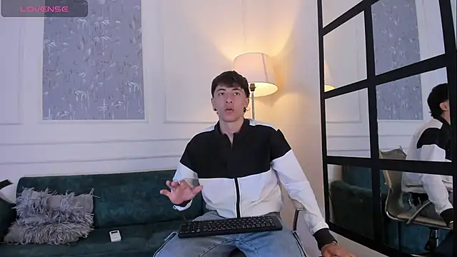 AlessandroDybala online show from 7, 10, 2025