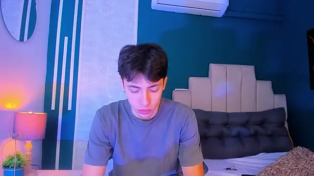 Snapshot of AlessandroDybala chatting on 17, 1, 2026 AlessandroDybala online show from 17, 1, 2026