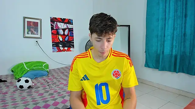 Snapshot of AlessandroDybala chatting on 16, 6, 2026 AlessandroDybala online show from 16, 6, 2026