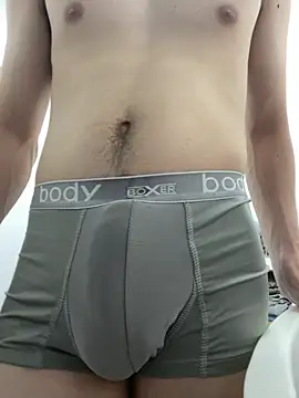 Snapshot of junfoureyes chatting on 12, 10, 2025 junfoureyes online show from 12, 10, 2025