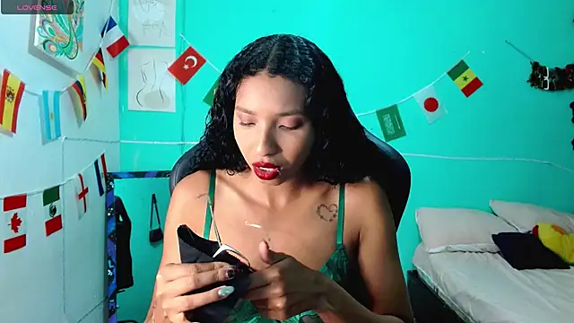 sensitive brunette online show from 26, 6, 2026