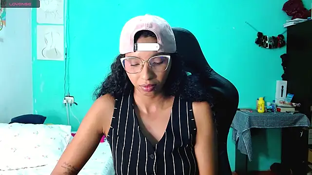 sensitive brunette online show from 11, 6, 2026