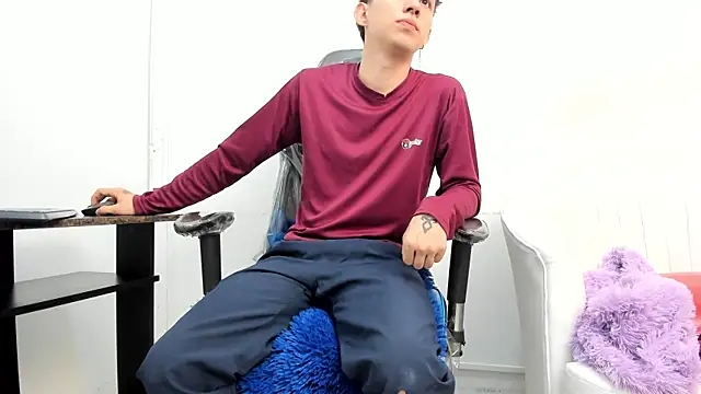 JeanRam18 online show from 11, 2, 2026