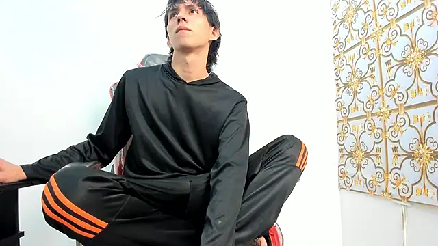 JeanRam18 online show from 10, 10, 2025