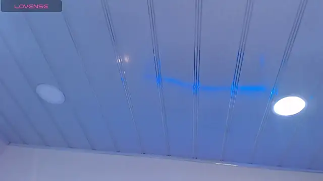 Snapshot of candy_lux_ chatting on 6, 2, 2026 candy lux online show from 6, 2, 2026