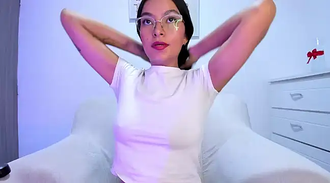 barbie brunette3 online show from 4, 3, 2025