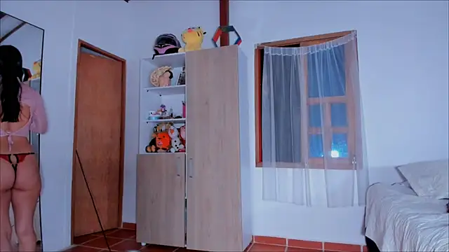 Lauren A online show from 19, 3, 2025