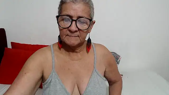 candy mature  online show from 25, 5, 2026