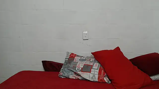 candy mature  online show from 13, 10, 2025