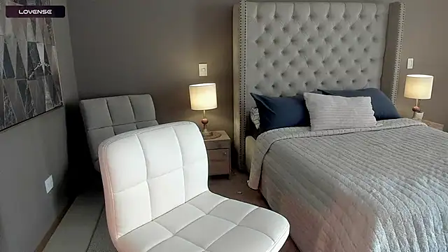 vangie  online show from 4, 12, 2025