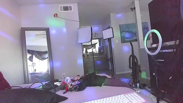 yiauana online show from 23, 3, 2026