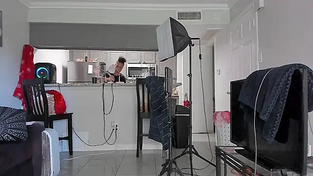 Snapshot of yiauana chatting on 13, 6, 2026 yiauana online show from 13, 6, 2026