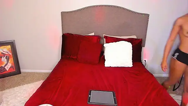 Snapshot of yiauana chatting on 9, 11, 2025 yiauana online show from 9, 11, 2025