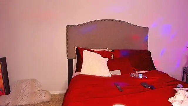 Snapshot of yiauana chatting on 25, 11, 2025 yiauana online show from 25, 11, 2025