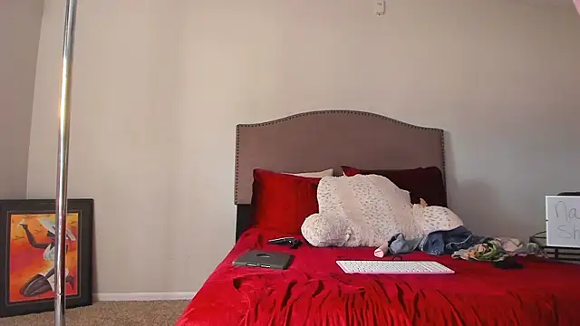 Snapshot of yiauana chatting on 17, 11, 2025 yiauana online show from 17, 11, 2025