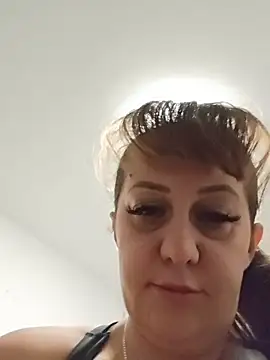 AvaLloyd online show from 27, 11, 2025