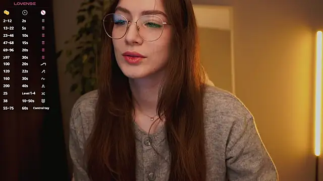 Ester Hill online show from 17, 11, 2025