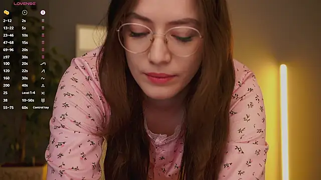 Ester Hill online show from 10, 3, 2026