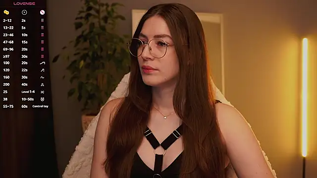 Ester Hill online show from 24, 11, 2025