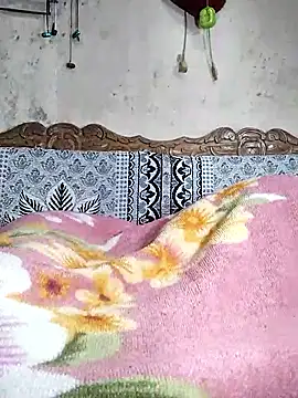 BadBoySmoker7070 online show from 8, 2, 2026