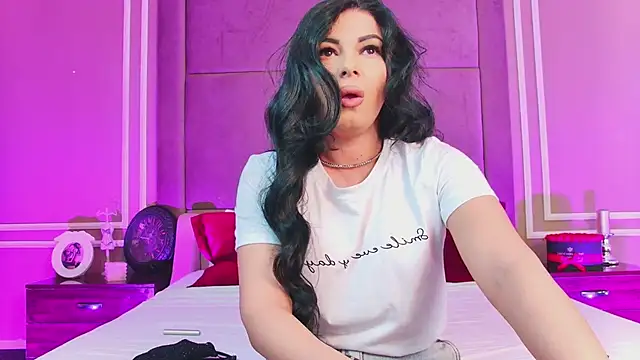 EmilyColle  online show from 10, 3, 2025