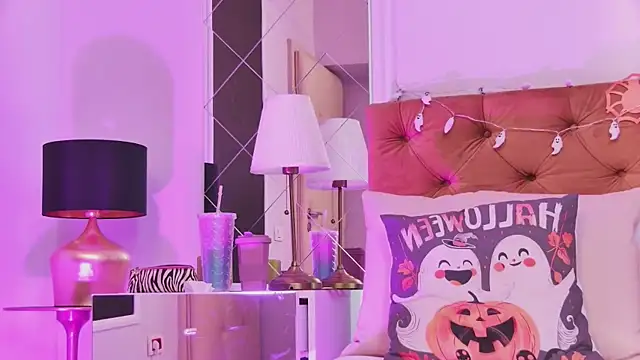 EmilyColle  online show from 25, 10, 2025