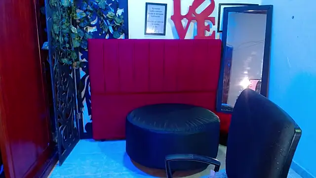 moon sunflower online show from 12, 11, 2025