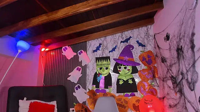 chloe blue online show from 31, 10, 2025