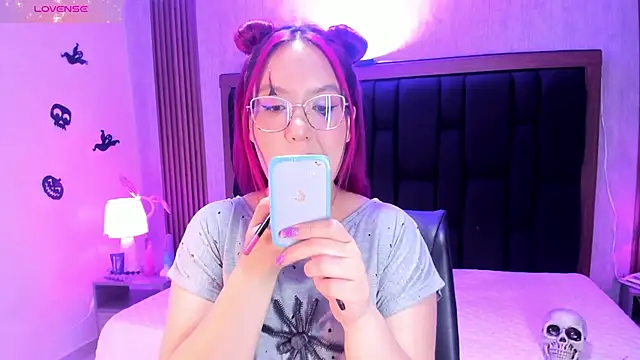 sweet--emily online show from 30, 10, 2025