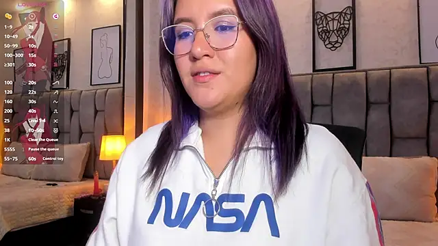 sweet--emily online show from 27, 2, 2025