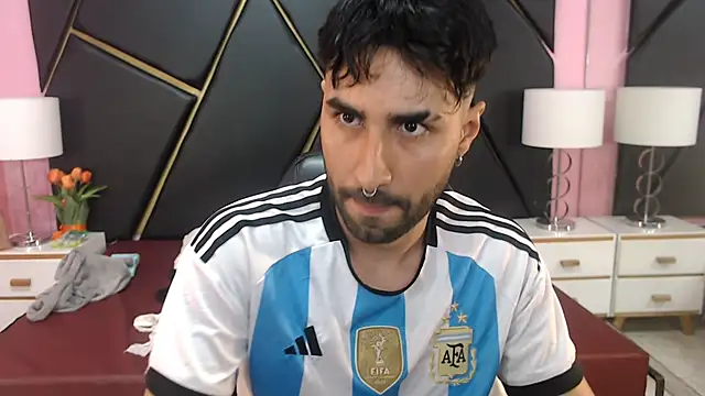 MilanZaire online show from 24, 9, 2025