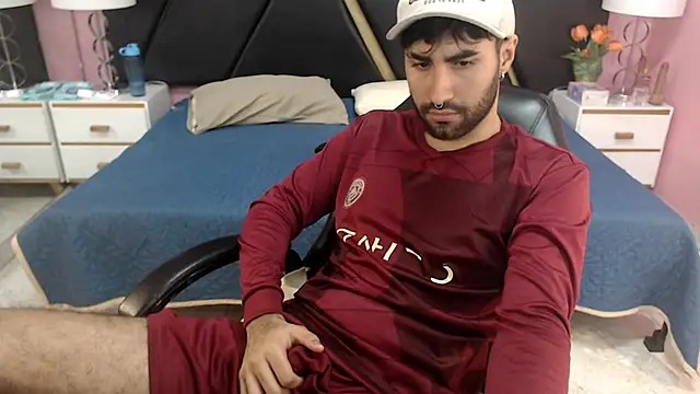 MilanZaire online show from 18, 10, 2025