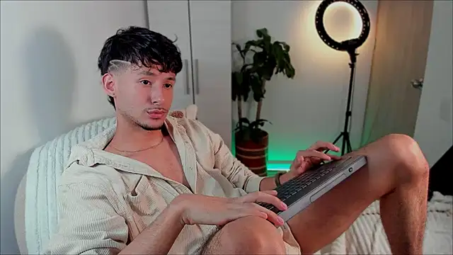 dimitri targaryen online show from 6, 1, 2025