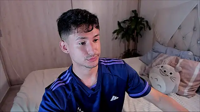 dimitri targaryen online show from 22, 9, 2025