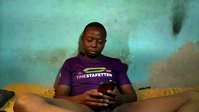 Snapshot of little__joy chatting on 12, 1, 2026 little joy online show from 12, 1, 2026