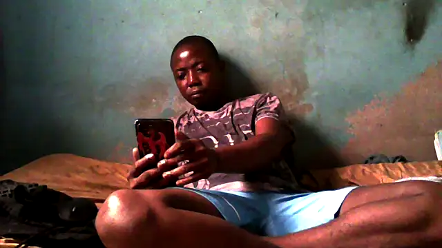 Snapshot of little__joy chatting on 2, 2, 2026 little joy online show from 2, 2, 2026