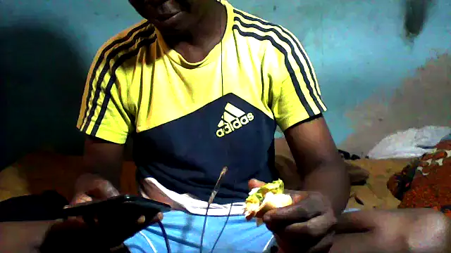 Snapshot of little__joy chatting on 6, 1, 2026 little joy online show from 6, 1, 2026