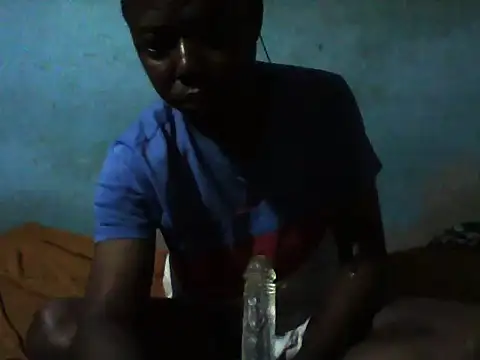 Snapshot of little__joy chatting on 23, 12, 2025 little joy online show from 23, 12, 2025