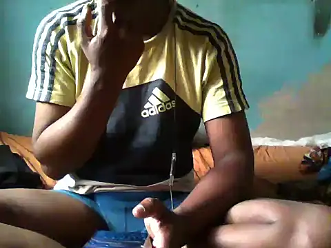 Snapshot of little__joy chatting on 18, 12, 2025 little joy online show from 18, 12, 2025