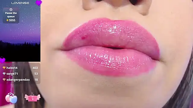 krysten ritter2 online show from 8, 2, 2025