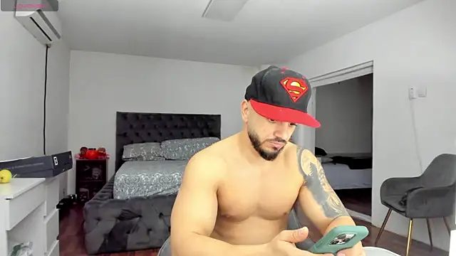 supermanboy94 online show from 28, 11, 2025