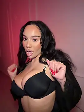 CardiSweetBaby online show from 4, 6, 2026