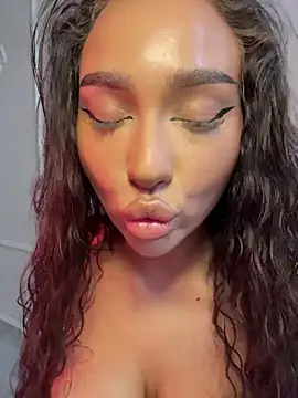 Snapshot of CardiSweetBaby chatting on 18, 2, 2026 CardiSweetBaby online show from 18, 2, 2026