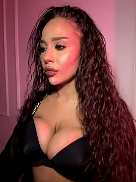 CardiSweetBaby online show from 14, 11, 2025