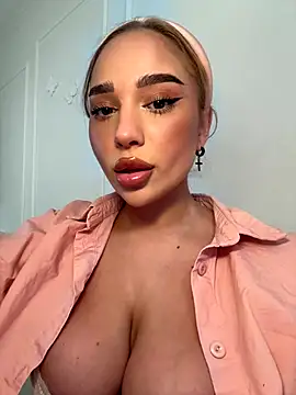 CardiSweetBaby online show from 12, 9, 2025