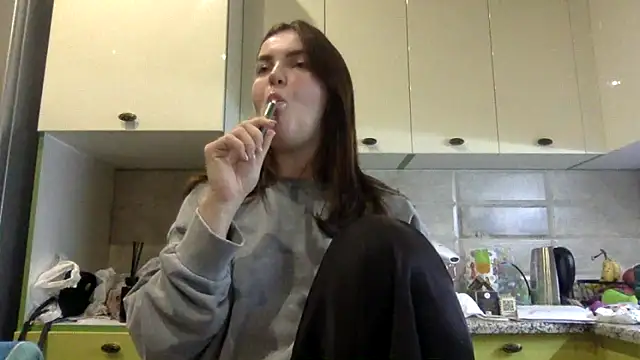 Karolina llove online show from 1, 10, 2025