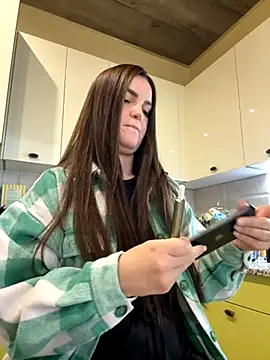 Karolina llove online show from 21, 10, 2025